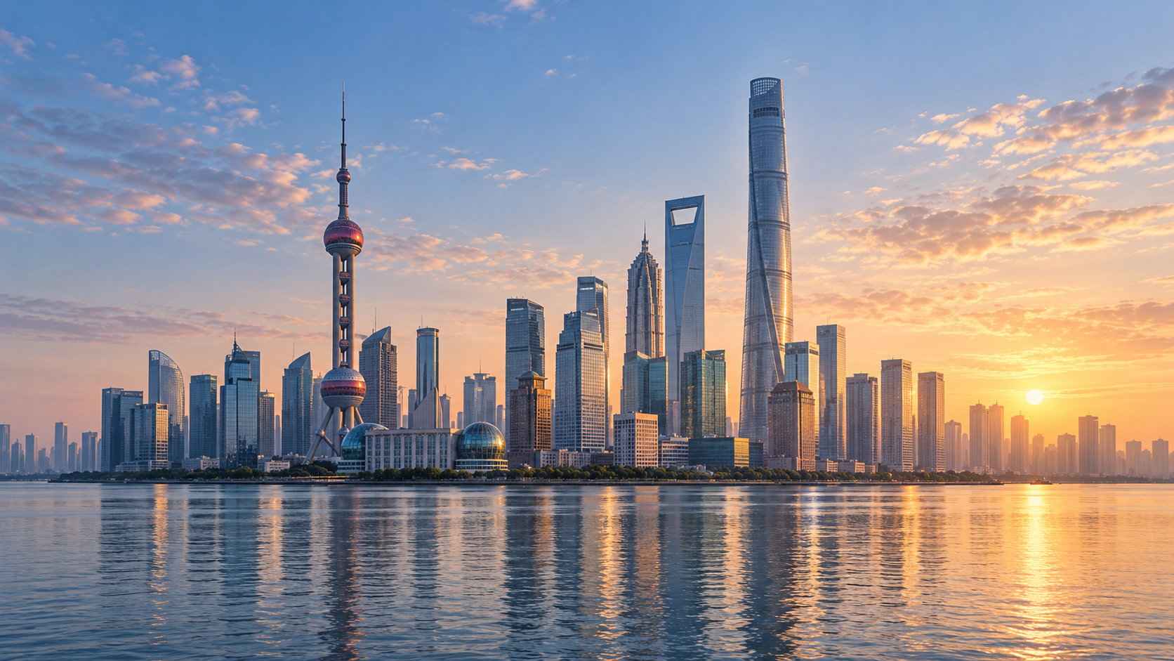 Panorama dos edifícios financeiros de Pudong, em Xangai, à margem do rio Huangpu ao amanhecer